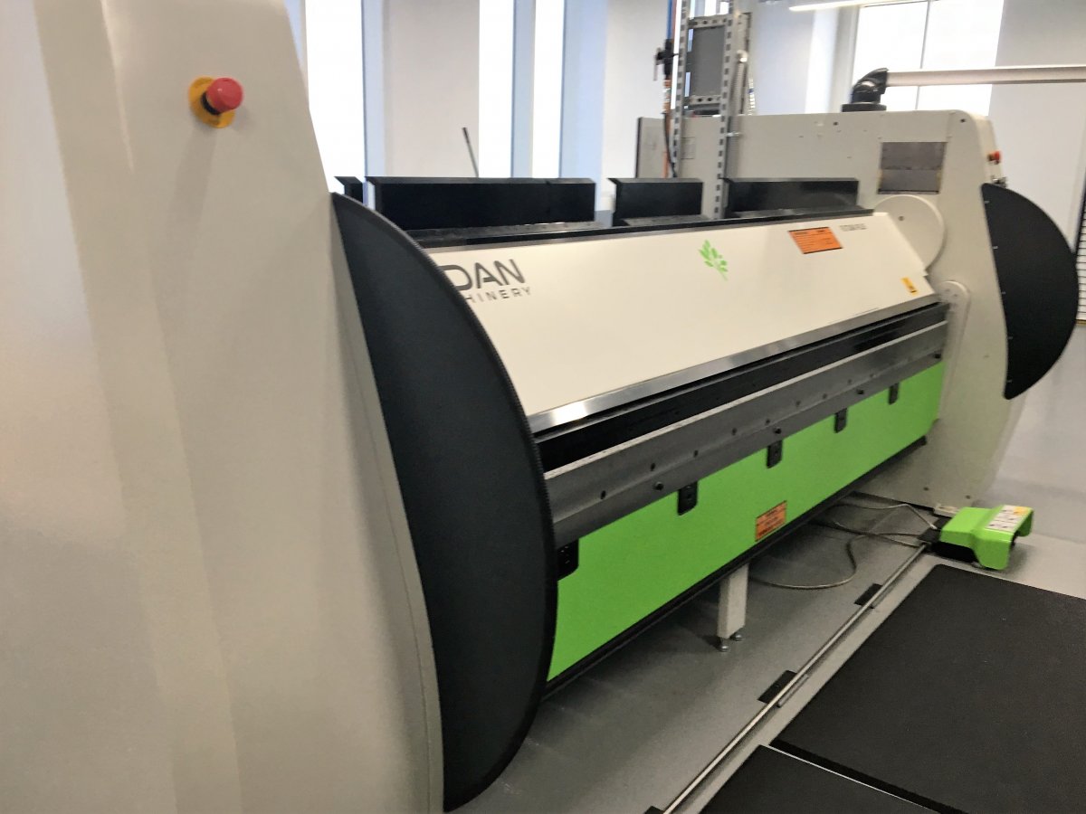 Area 404：Facebook 對(duì)未來(lái)的野心都集中在這個(gè)神秘實(shí)驗(yàn)室 